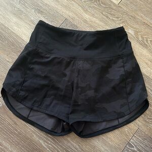 NWOT Lululemon Camo Speed up Shorts